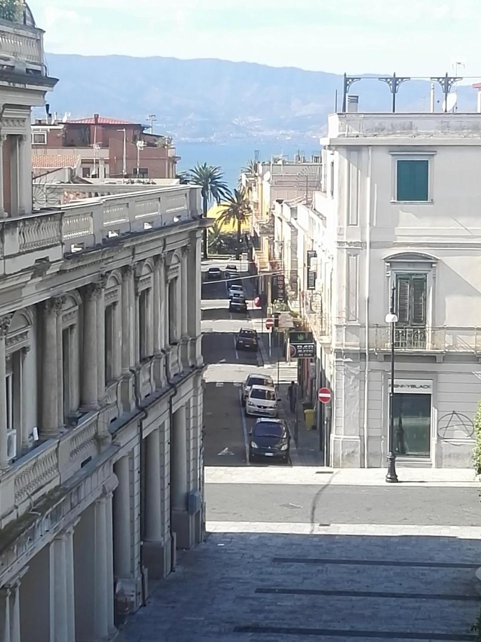 B&B La Terrazza Sul Duomo Reggio di Calabria Luaran gambar